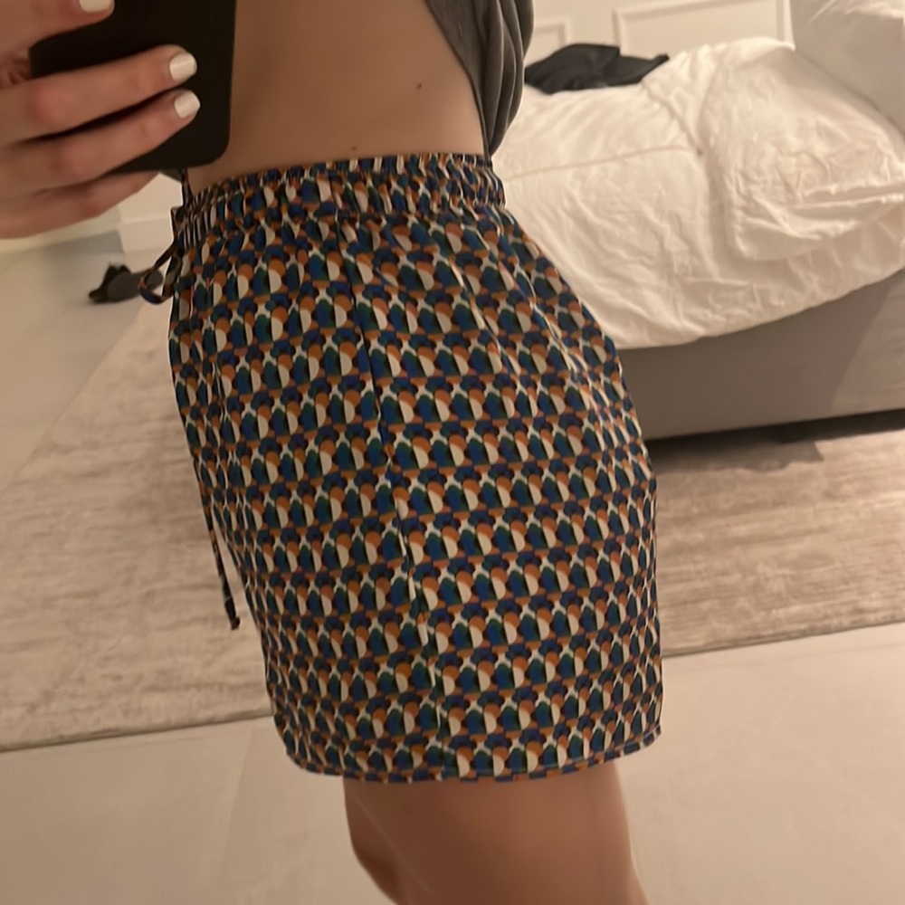 Matching short set - Picture 2 of 2